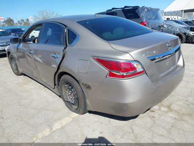 Nissan Altima 2.5 S 2015 1N4AL3AP2FC100381 Image 3