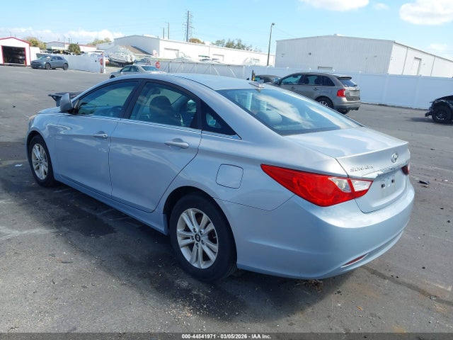 44541971 :رقم المزاد ، 5NPEB4AC1DH748460 vin ، 2013 Hyundai Sonata Gls مزاد بيع