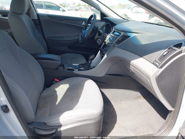44541971 :رقم المزاد ، 5NPEB4AC1DH748460 vin ، 2013 Hyundai Sonata Gls مزاد بيع
