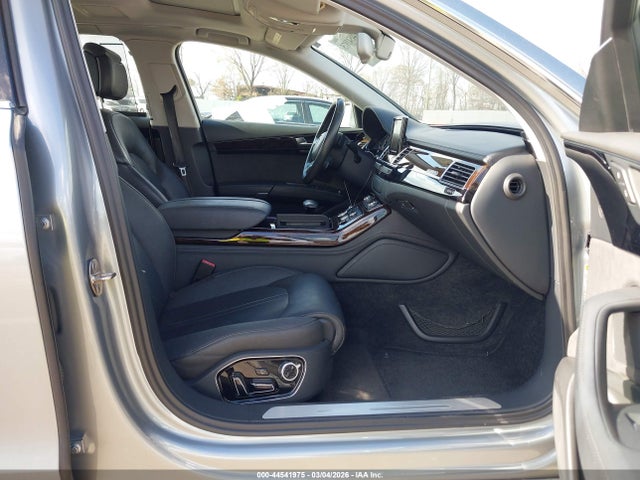 2011 AUDI A8 L WAURVAFD6BN027053 Photo 4