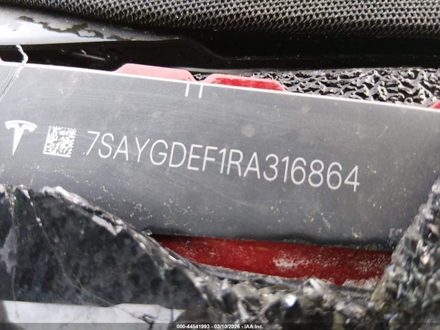 2024 Tesla Model Y Performance Dual Motor All-wheel Drive მანქანა იყიდება აუქციონზე, vin: 7SAYGDEF1RA316864, აუქციონის ნომერი: 44541993