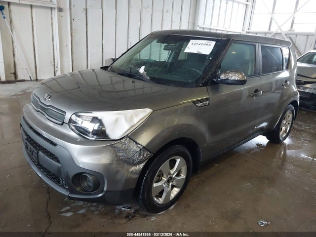 44541995 :رقم المزاد ، KNDJN2A23H7465571 vin ، 2017 Kia Soul مزاد بيع