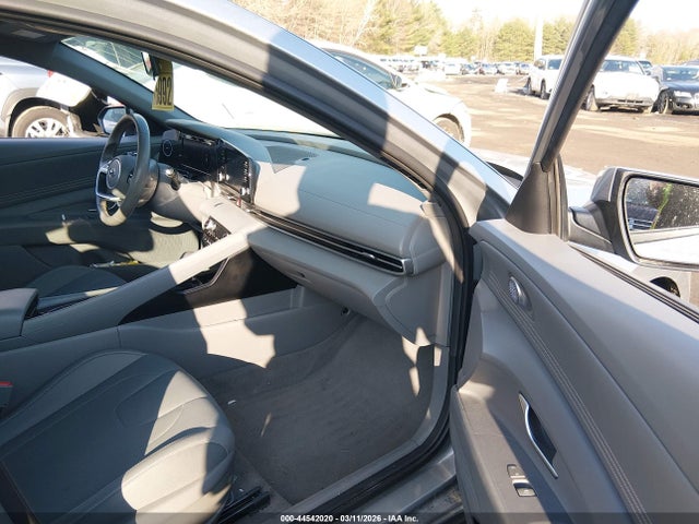 44542020 :رقم المزاد ، 5NPLS4AG5NH075085 vin ، 2022 Hyundai Elantra Sel مزاد بيع
