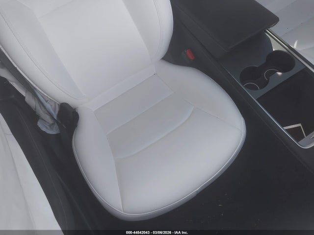 2023 TESLA MODEL 3 5YJ3E1EA2PF553671 Photo 4