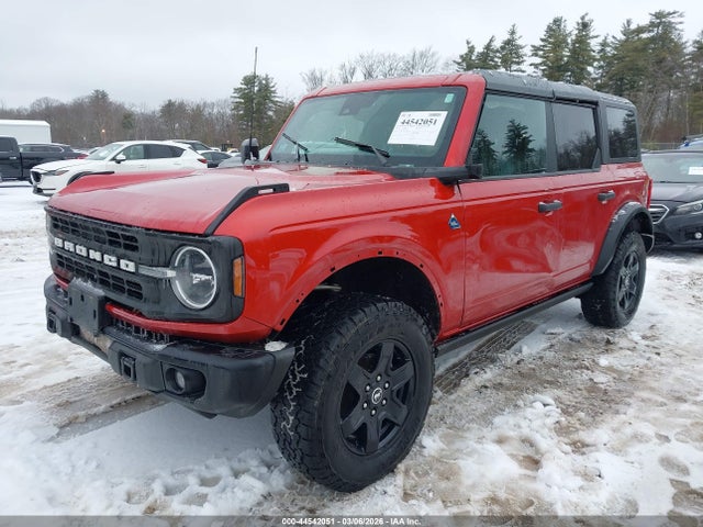 2024 Ford Bronco Black Diamond მანქანა იყიდება აუქციონზე, vin: 1FMDE1BH5RLA21459, აუქციონის ნომერი: 44542051
