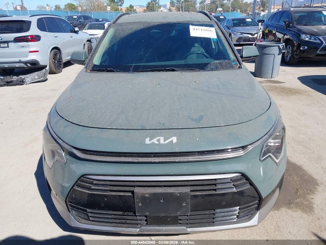 KNDCT3LE4R5136466 KIA Niro Sx Touring