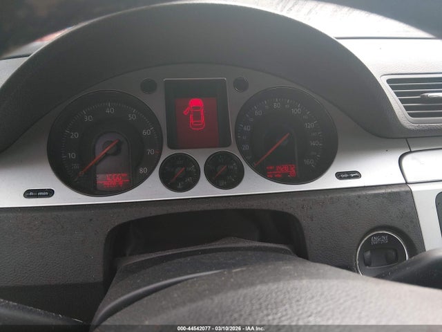 2008 VOLKSWAGEN PASSAT WVWAK93C48P026418 Photo 6