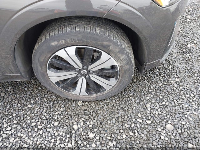 Volvo Xc60 Plug-in Hybrid Core 2025 YV4H60RJ4S1008030 Image 17