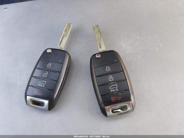 2020 KIA SORENTO 5XYPG4A34LG697066 Photo 10