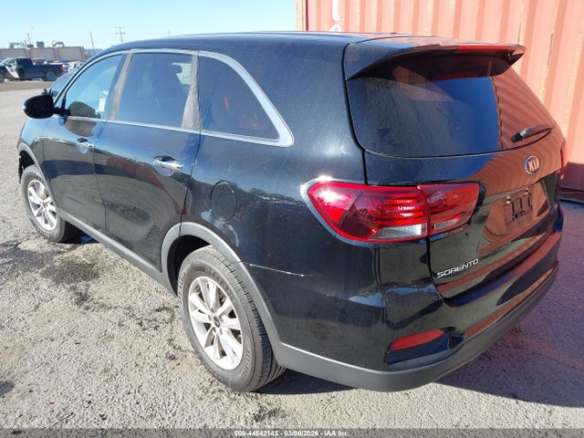 2020 KIA SORENTO 5XYPG4A34LG697066 Photo 2