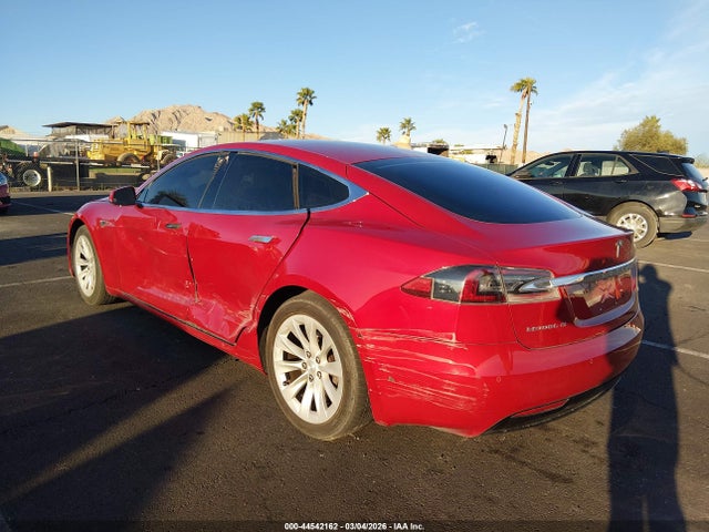 2016 TESLA MODEL S 5YJSA1E17GF154634 Photo 2