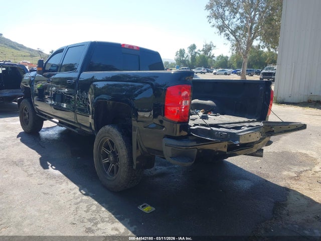 1GC1KWEY7JF195254 Chevrolet Silverado 2500hd Ltz