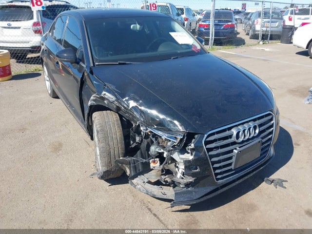 2015 AUDI A3 WAUBFGFF4F1009358