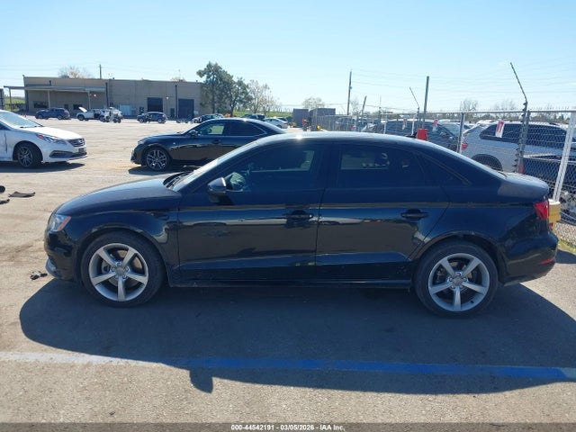 Продаж на аукціоні авто 2015 Audi A3 2.0t Premium, vin: WAUBFGFF4F1009358, номер лоту: 44542191