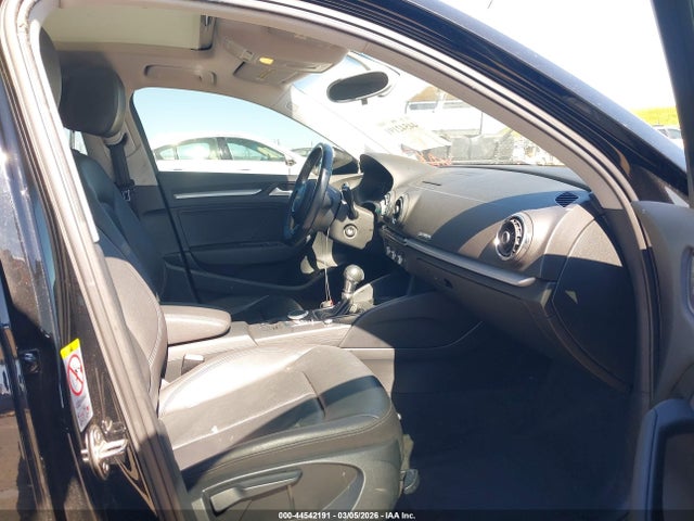 2015 AUDI A3 WAUBFGFF4F1009358 Photo 4