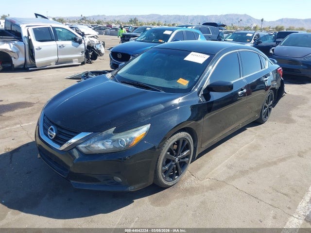 1N4AL3AP0HN334266 Nissan Altima 2.5 Sr
