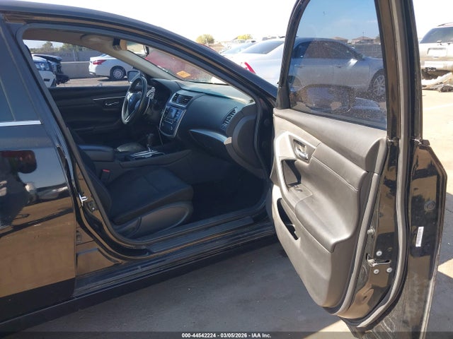1N4AL3AP0HN334266 Nissan Altima 2.5 Sr