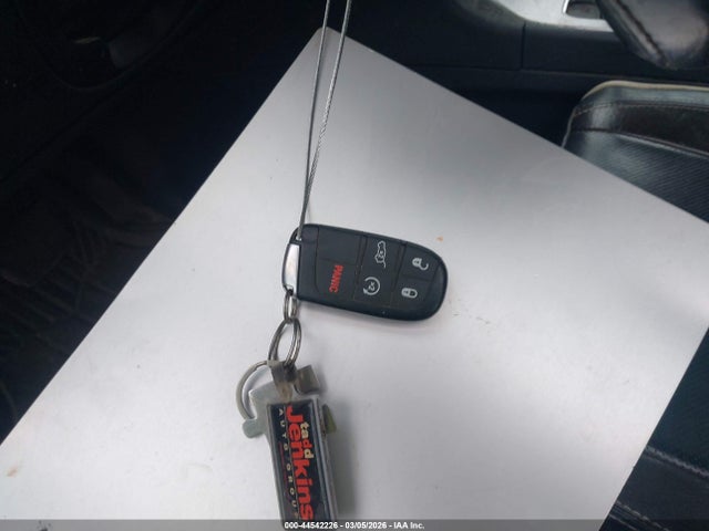 1C4RJFCG6EC369760 Jeep Grand Cherokee Overland