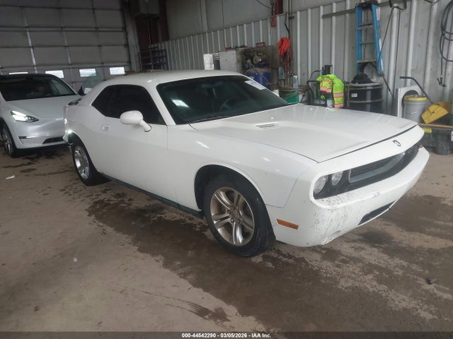 2009 DODGE CHALLENGER 2B3LJ44V79H563595