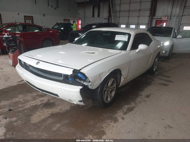 2009 DODGE CHALLENGER 2B3LJ44V79H563595 Photo 1