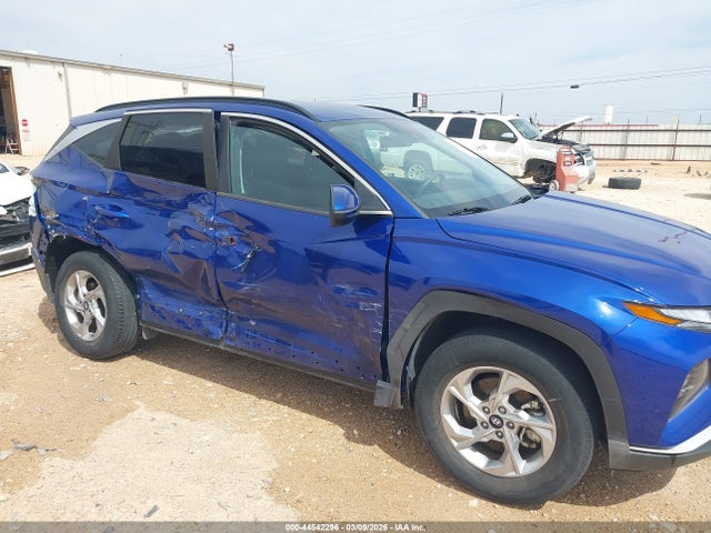2022 Hyundai Tucson Sel მანქანა იყიდება აუქციონზე, vin: 5NMJBCAE3NH114737, აუქციონის ნომერი: 44542296