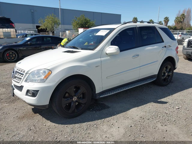 2009 Mercedes-benz Ml 320 Bluetec 4matic მანქანა იყიდება აუქციონზე, vin: 4JGBB25E79A500937, აუქციონის ნომერი: 44542304