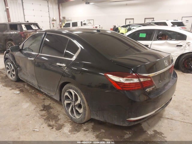 44542320 :رقم المزاد ، 1HGCR2F86GA212130 vin ، 2016 Honda Accord Ex-l مزاد بيع