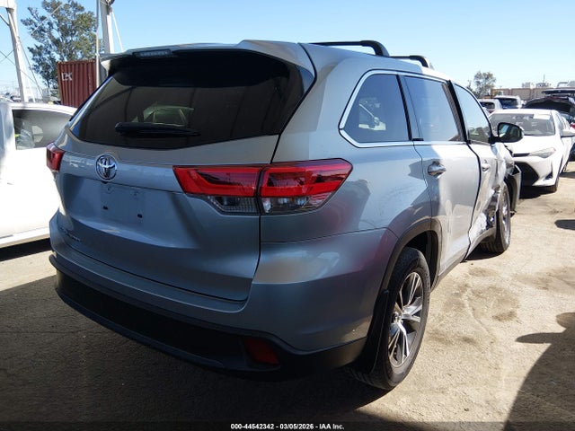 Toyota Highlander Le 2019 5TDZZRFH7KS351423 Image 4