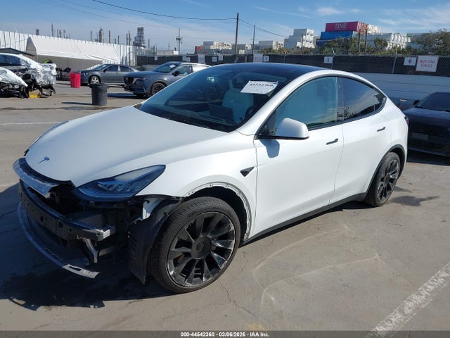 5YJYGDEEXMF240528 Tesla Model Y Long Range Dual Motor All-wheel Drive