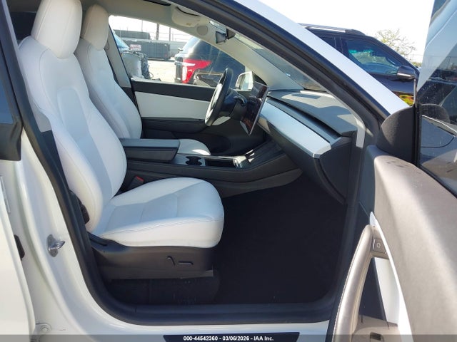 5YJYGDEEXMF240528 Tesla Model Y Long Range Dual Motor All-wheel Drive