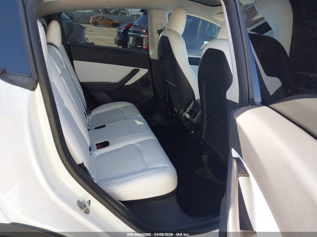 5YJYGDEEXMF240528 Tesla Model Y Long Range Dual Motor All-wheel Drive