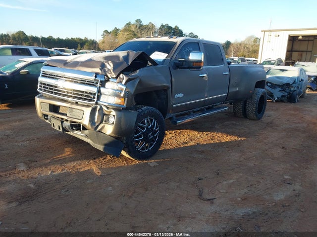 44542375 :رقم المزاد ، 1GC4K1E84FF578592 vin ، 2015 Chevrolet Silverado 3500hd High Country مزاد بيع