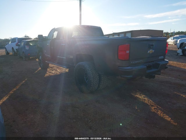 44542375 :رقم المزاد ، 1GC4K1E84FF578592 vin ، 2015 Chevrolet Silverado 3500hd High Country مزاد بيع