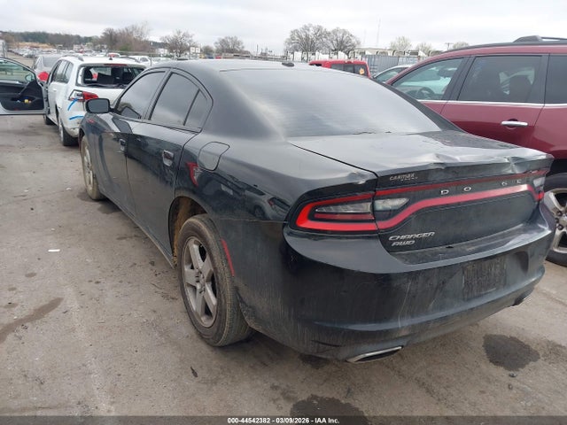 Продажа на аукционе авто 2015 Dodge Charger Se, vin: 2C3CDXFG5FH766006, номер лота: 44542382