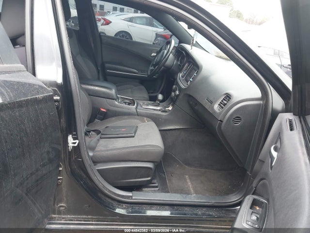 Продажа на аукционе авто 2015 Dodge Charger Se, vin: 2C3CDXFG5FH766006, номер лота: 44542382