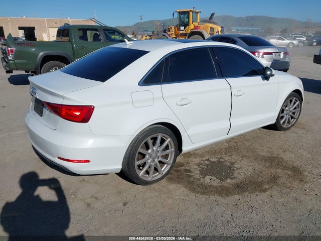 2015 AUDI A3 WAUACGFF4F1016783 Photo 3