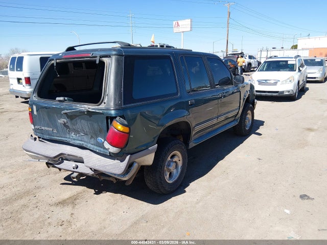 1996 FORD EXPLORER 1FMDU35P3TZB50564 Photo 3