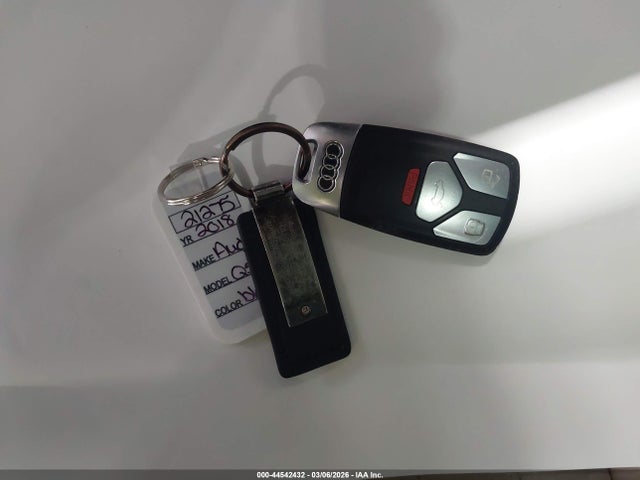 Продаж на аукціоні авто 2018 Audi Q5 2.0t Premium, vin: WA1BNAFY6J2175009, номер лоту: 44542432