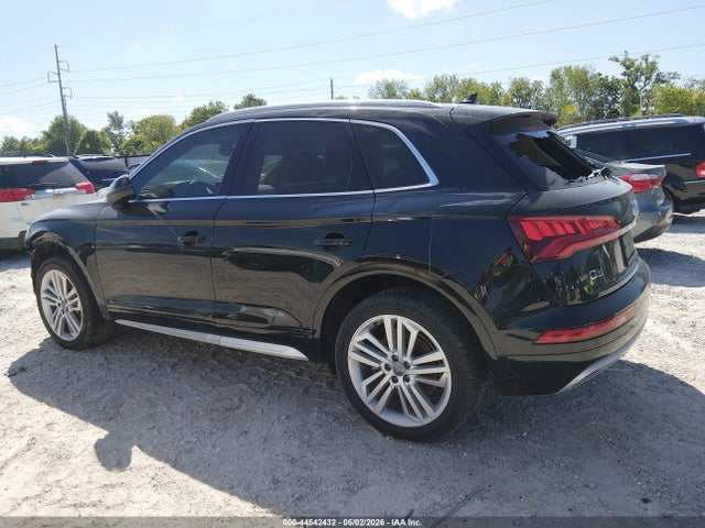 Продаж на аукціоні авто 2018 Audi Q5 2.0t Premium, vin: WA1BNAFY6J2175009, номер лоту: 44542432
