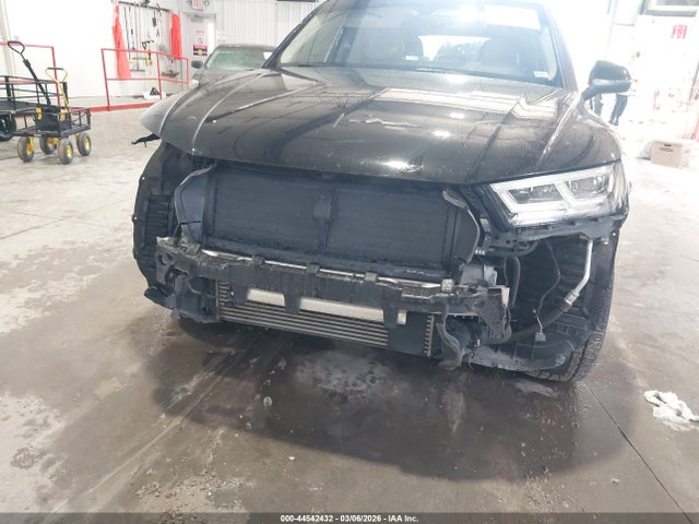 Продаж на аукціоні авто 2018 Audi Q5 2.0t Premium, vin: WA1BNAFY6J2175009, номер лоту: 44542432
