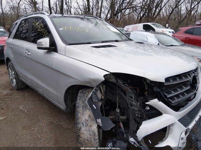 Продажа на аукционе авто 2015 Mercedes-benz Ml 350 4matic, vin: 4JGDA5HB4FA596102, номер лота: 44542443