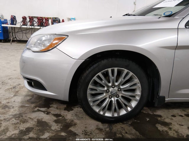 Aukcja sprzedaży 2011 Chrysler 200 Limited, vin: 1C3BC2FB2BN533174, numer aukcji: 44542472