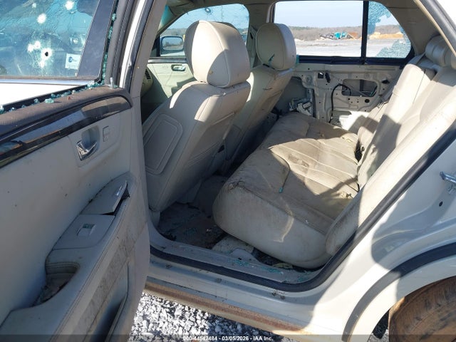 2011 CADILLAC DTS 1G6KD5E61BU115843 Photo 7