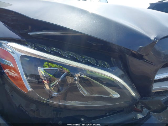 55SWF4KB6FU092951 Mercedes-Benz C 300 4matic