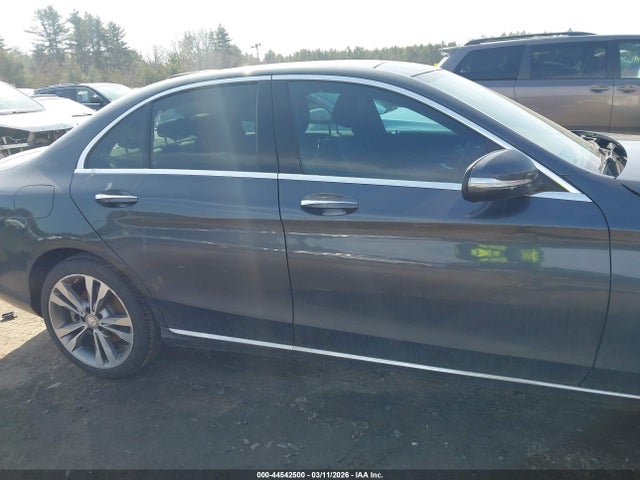 55SWF4KB6FU092951 Mercedes-Benz C 300 4matic