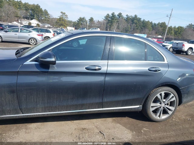 55SWF4KB6FU092951 Mercedes-Benz C 300 4matic