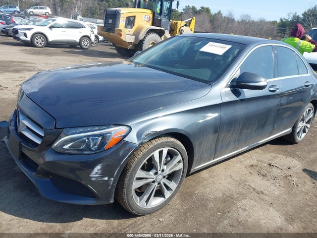 55SWF4KB6FU092951 Mercedes-Benz C 300 4matic