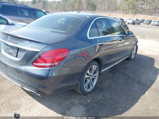 55SWF4KB6FU092951 Mercedes-Benz C 300 4matic