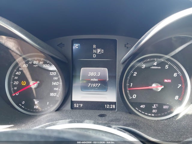 55SWF4KB6FU092951 Mercedes-Benz C 300 4matic