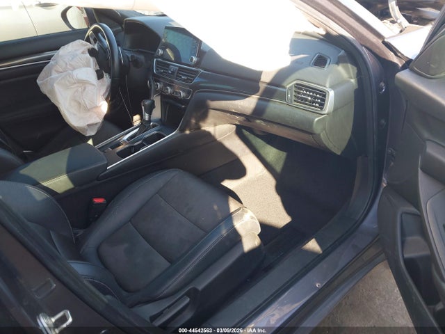 1HGCV1F34KA036083 Honda Accord Sport